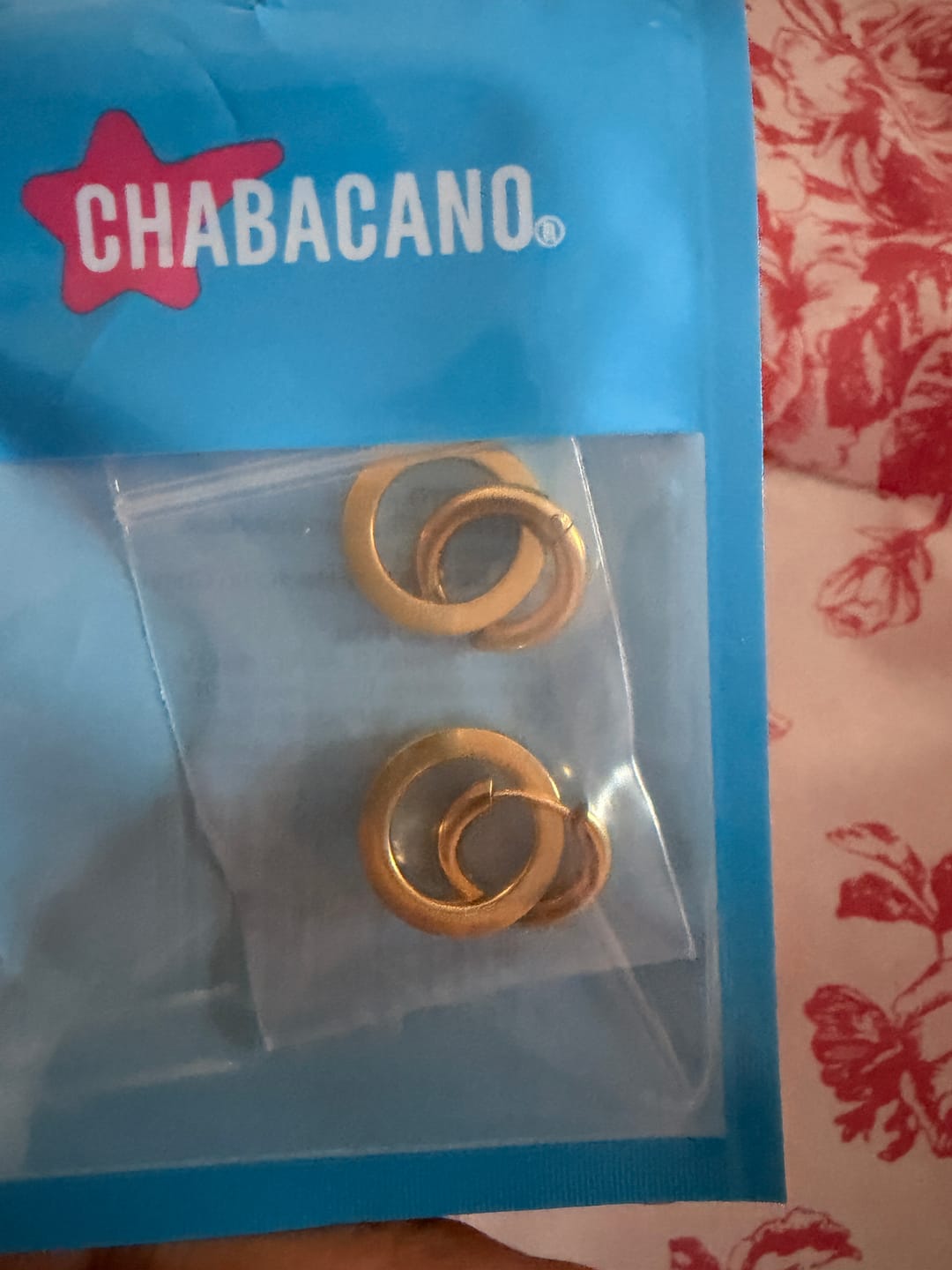 Customer photo review of Aretes Cosima