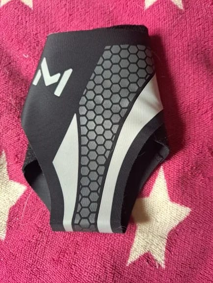 Customer photo review of Restora Plantar Fasciitis Relief Wrap