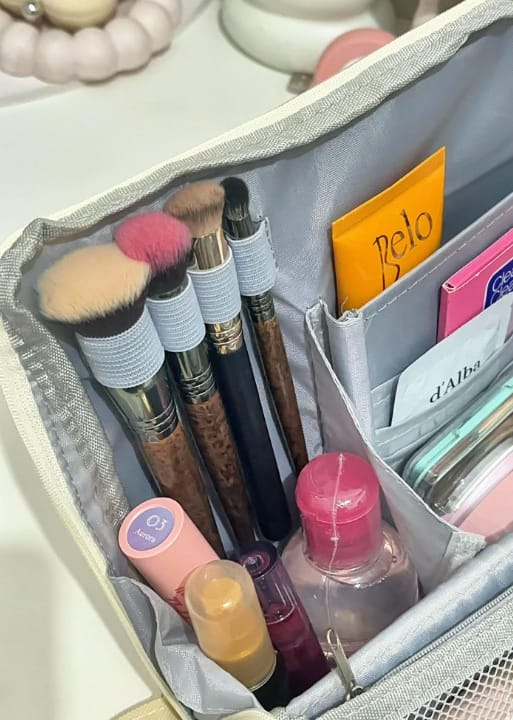 Customer photo review of Waterproof Large-Capacity Portable Makeup Bag