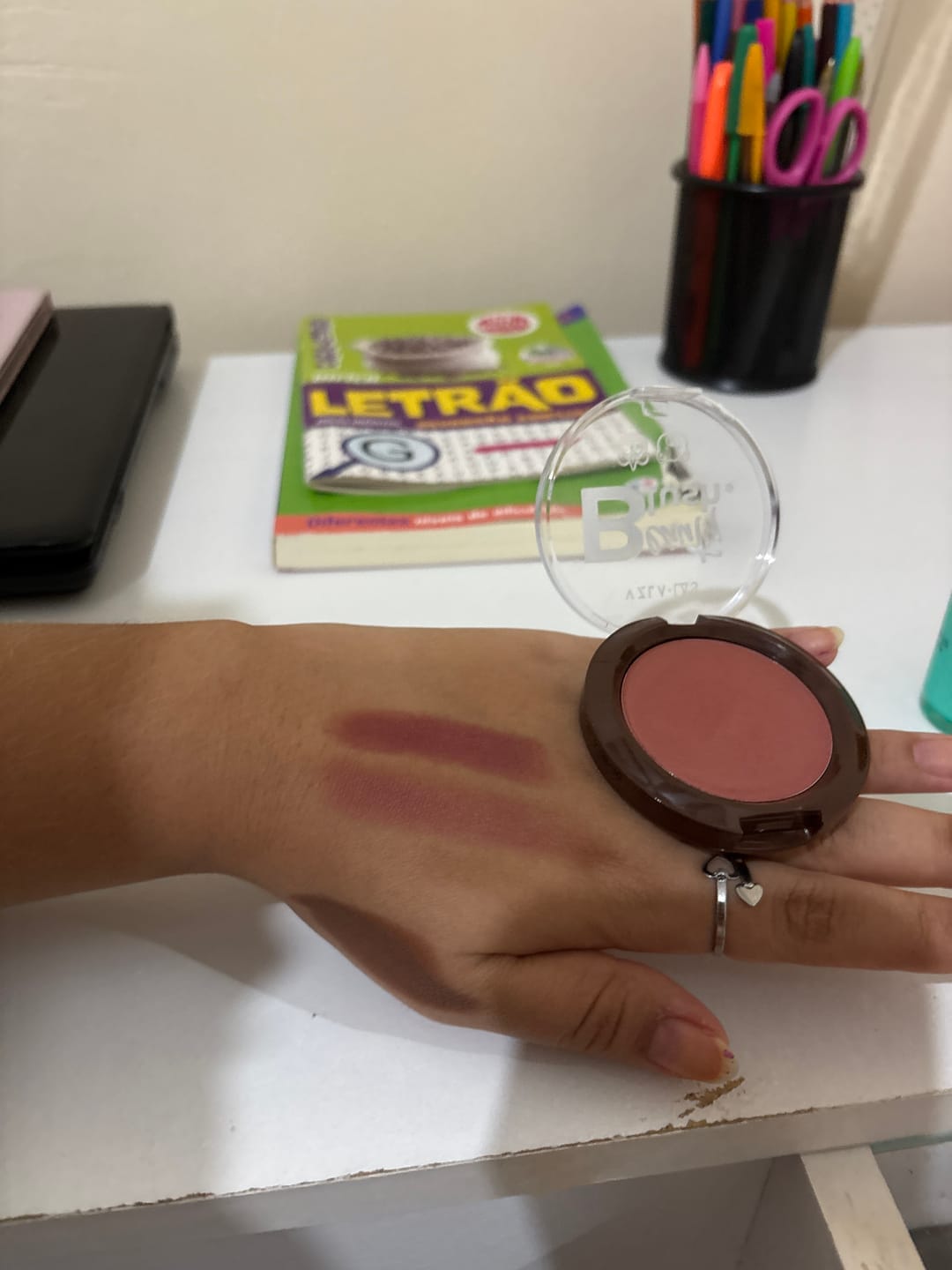 Customer photo review of Beauty Blush Compacto Red Mocha - Vizzela + La’s