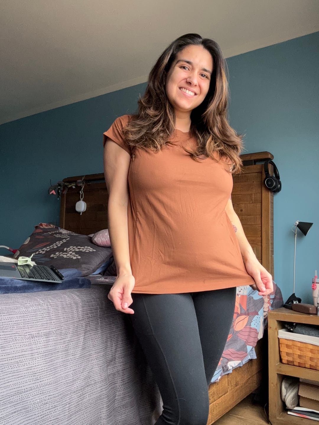Customer photo review of Polera de Lactancia Sahr - Basic