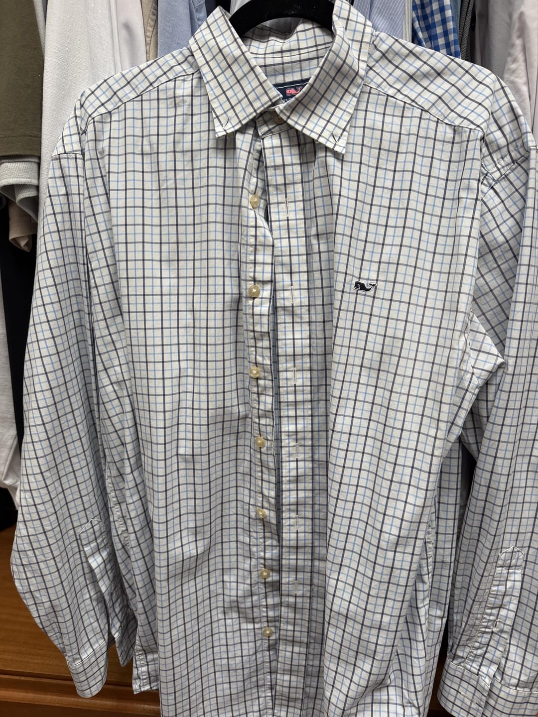 Customer photo review of Camisa Vineyard Vines Classic Fit Manga Larga Talla L