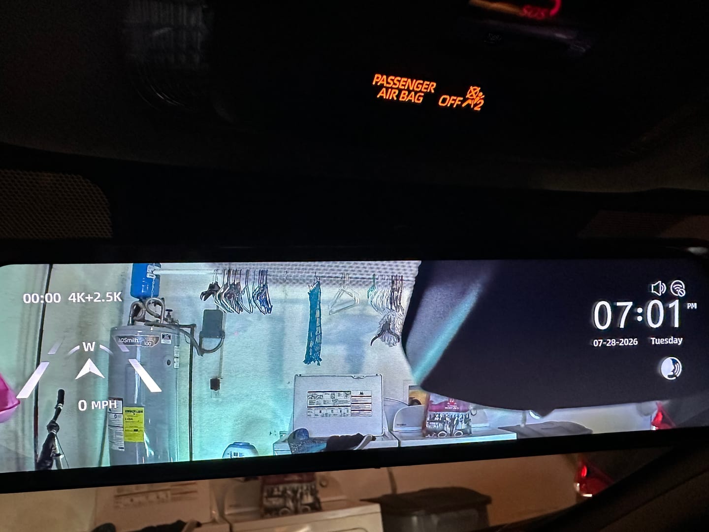 Customer photo review of WOLFBOX Universal Bracket for Smart Mirror for G900Tripro/ G900Pro/ G850Pro/ G900/ G850/ G840S/ G840H