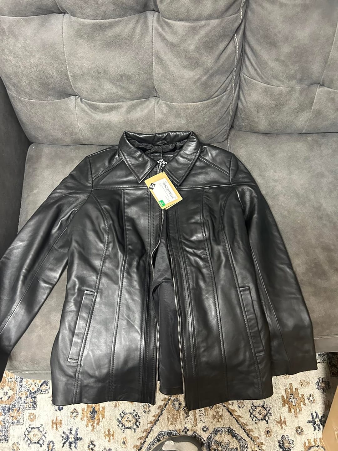Customer photo review of Marsha Women's Shirt-Collar Black Leather Car Coat