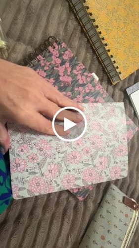 Customer video review of Undated | The Billie Planner | Field Mouse