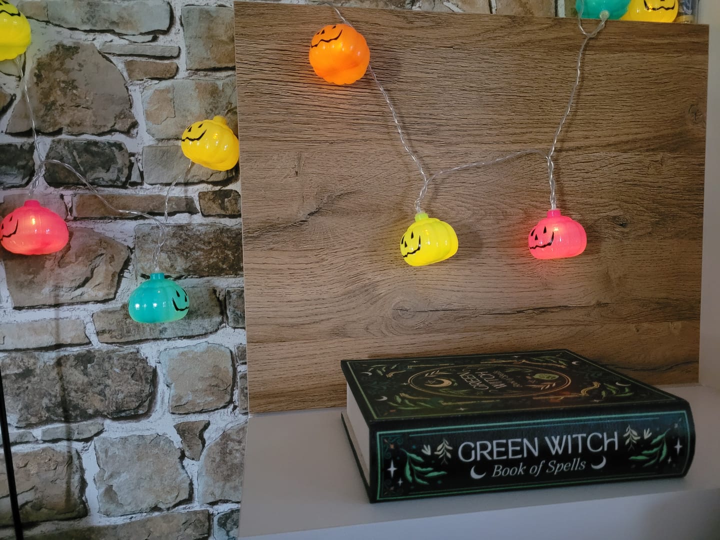 Customer photo review of Bunte Kürbis-Lichterkette – Summerween Dekobeleuchtung