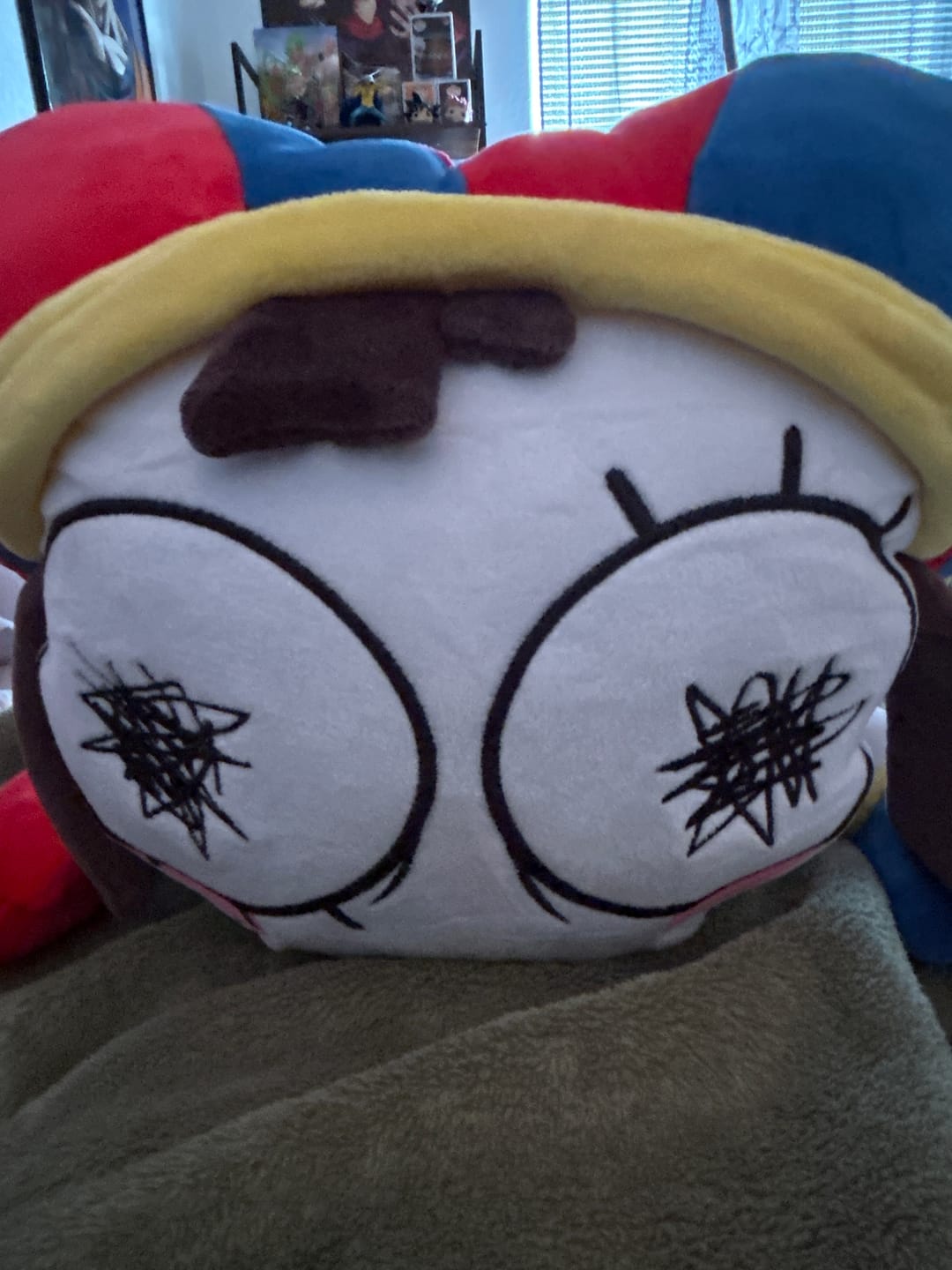 Customer photo review of Big Pomni Plush