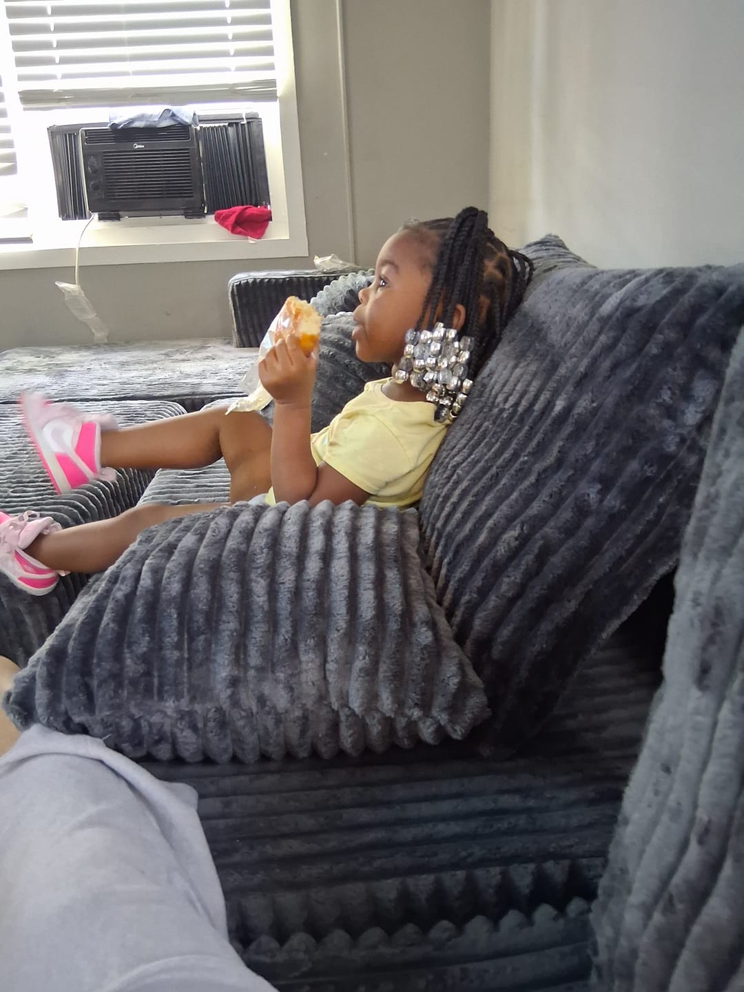 Customer photo review of U Shape Corduroy Modular Cloud Sectional Sofa 🛋️📦 | No Assembly 🚚 Ships in 3–7 days
🔥 Limited stock