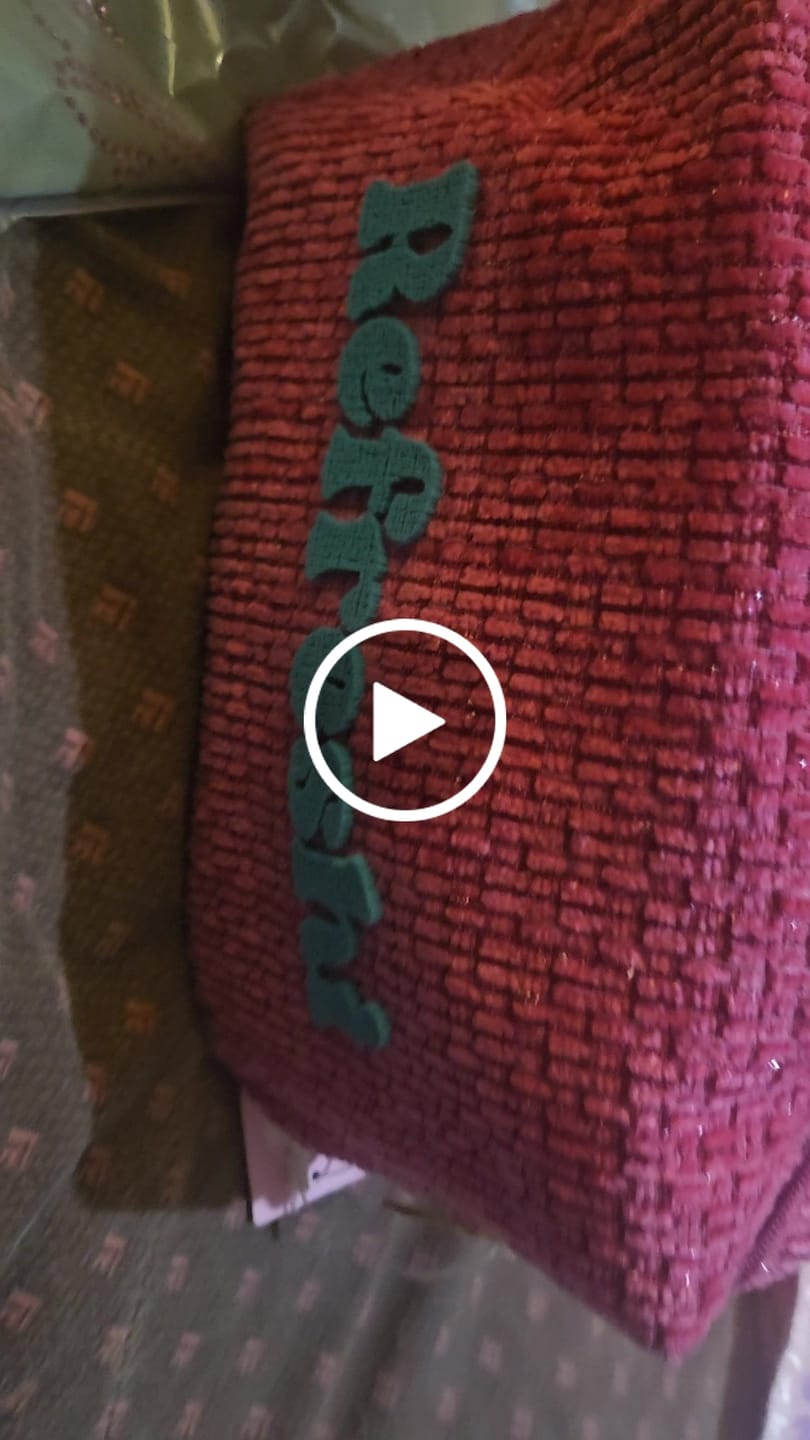 Customer video review of SAC SURPRISE DELUXE