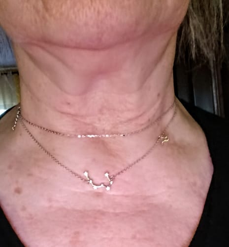 Customer photo review of Collar Constelaciones del Zodiaco