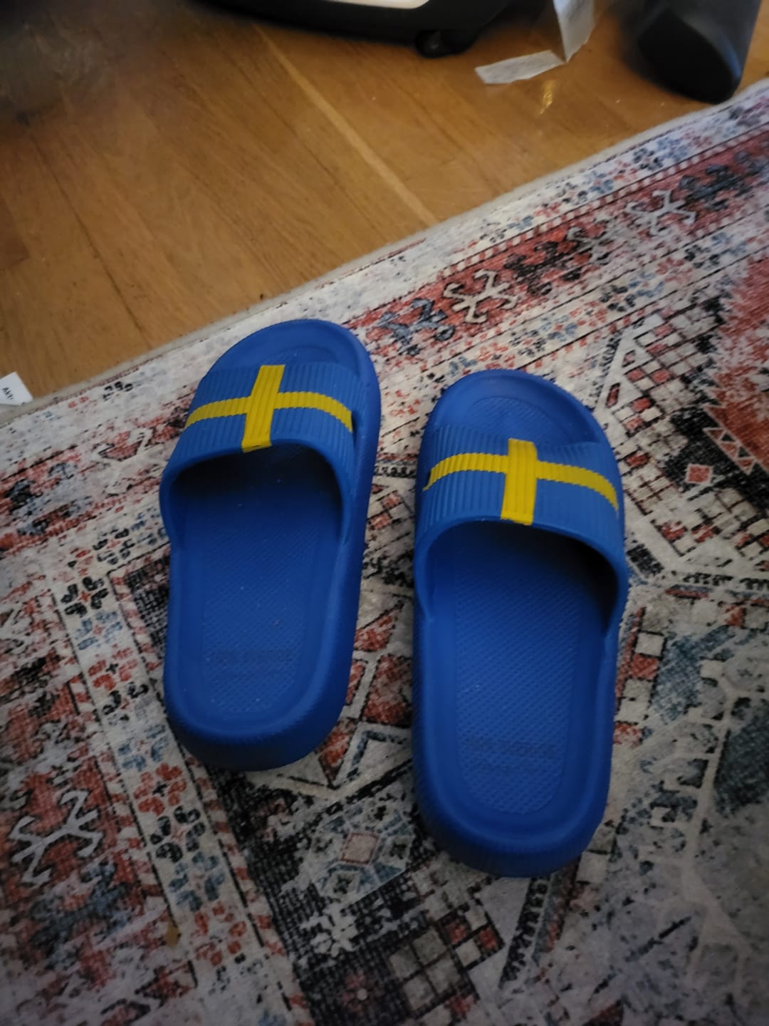 Customer photo review of HappyFlops World Cup