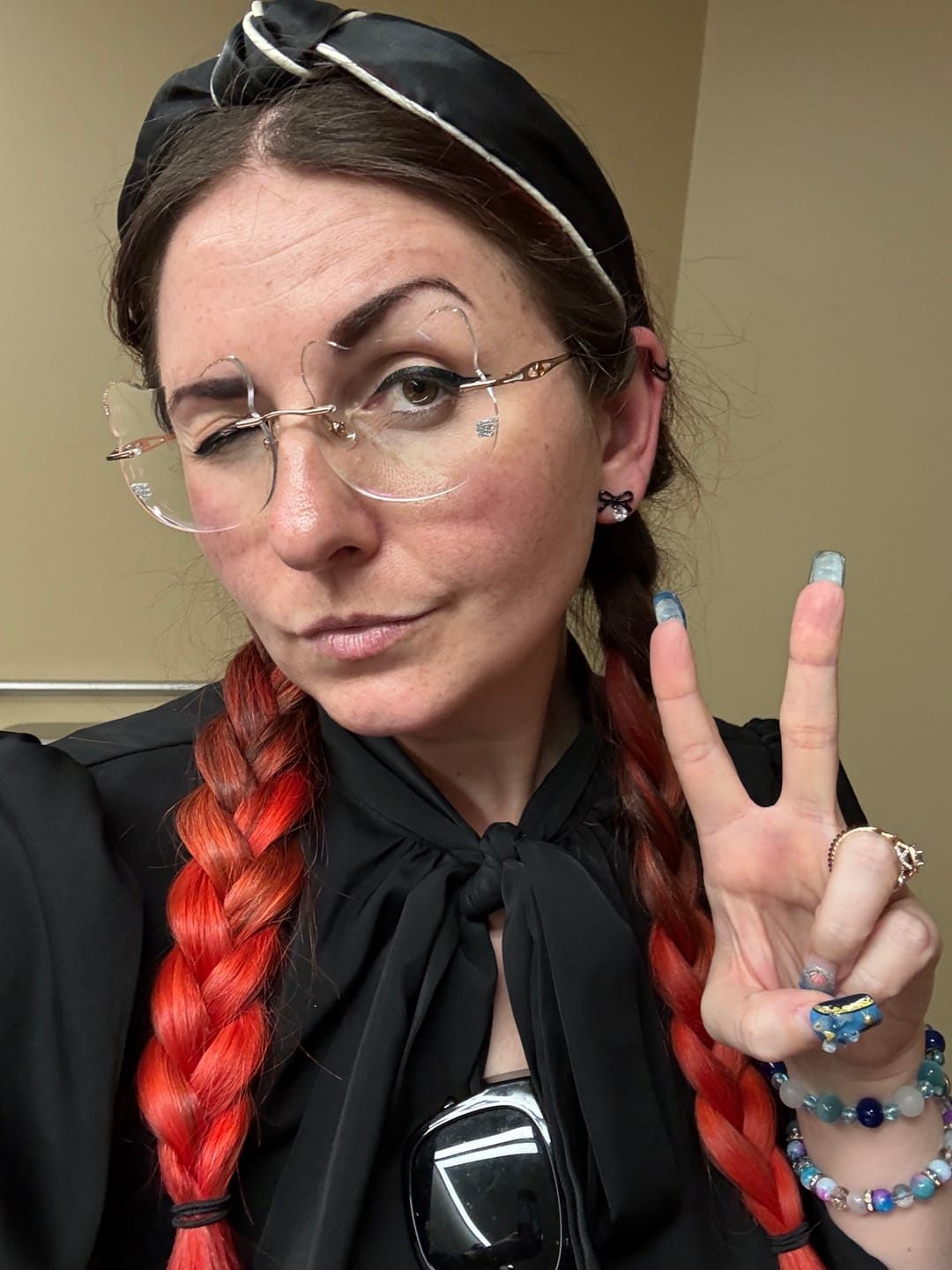 Customer photo review of Sora Eyeglasses