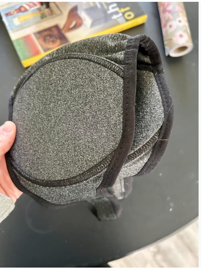 Customer photo review of Orejeras Calmantes para Perros — Calma Instantánea
