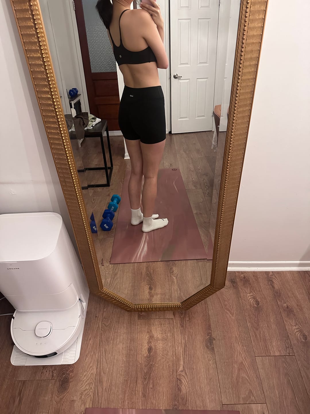 Customer photo review of The Essentials Short / Black