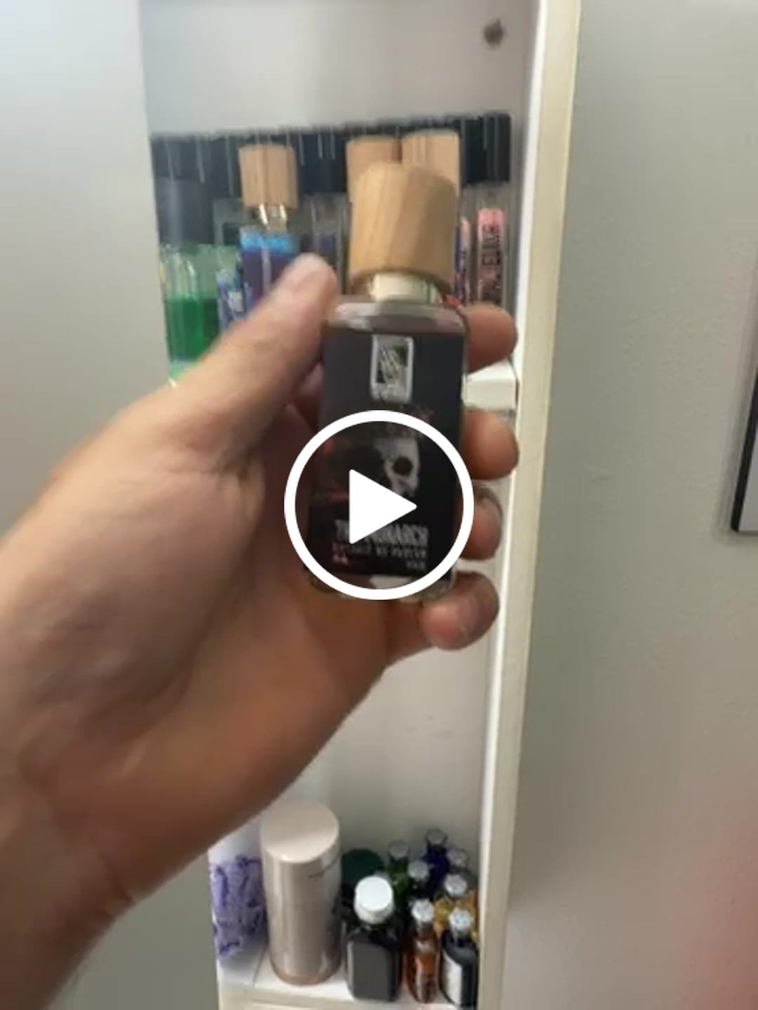 Customer video review of The Monarch