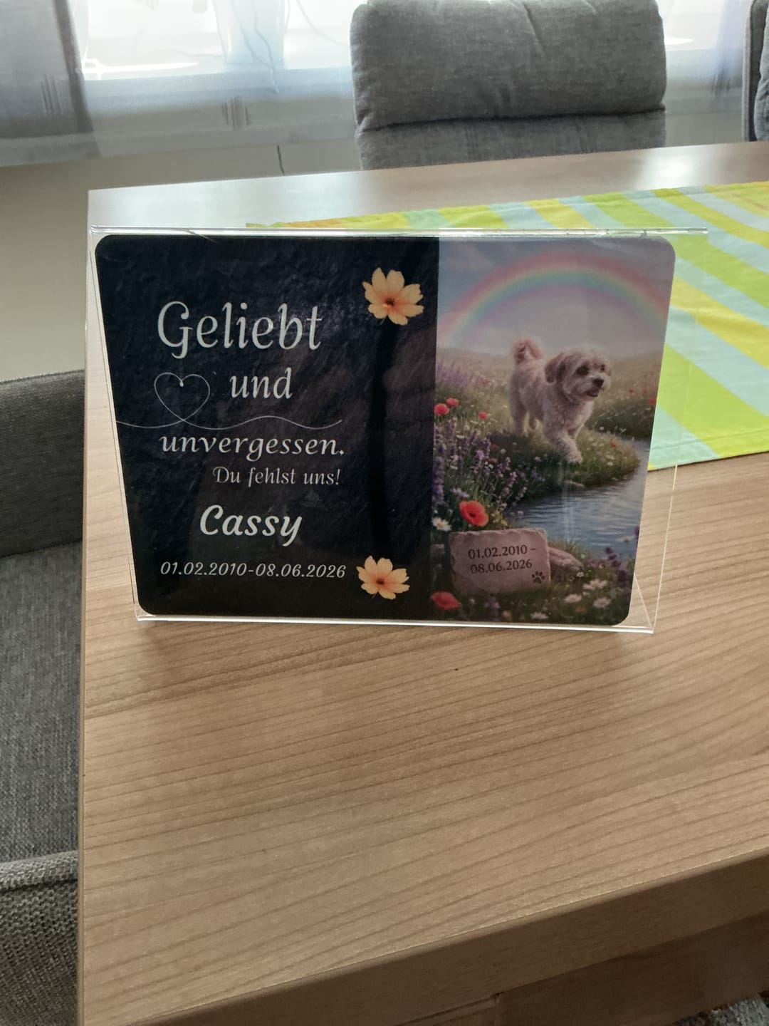 Customer photo review of Hunde Gedenktafel mit Foto & Spruch (UV- & Wetterfest)