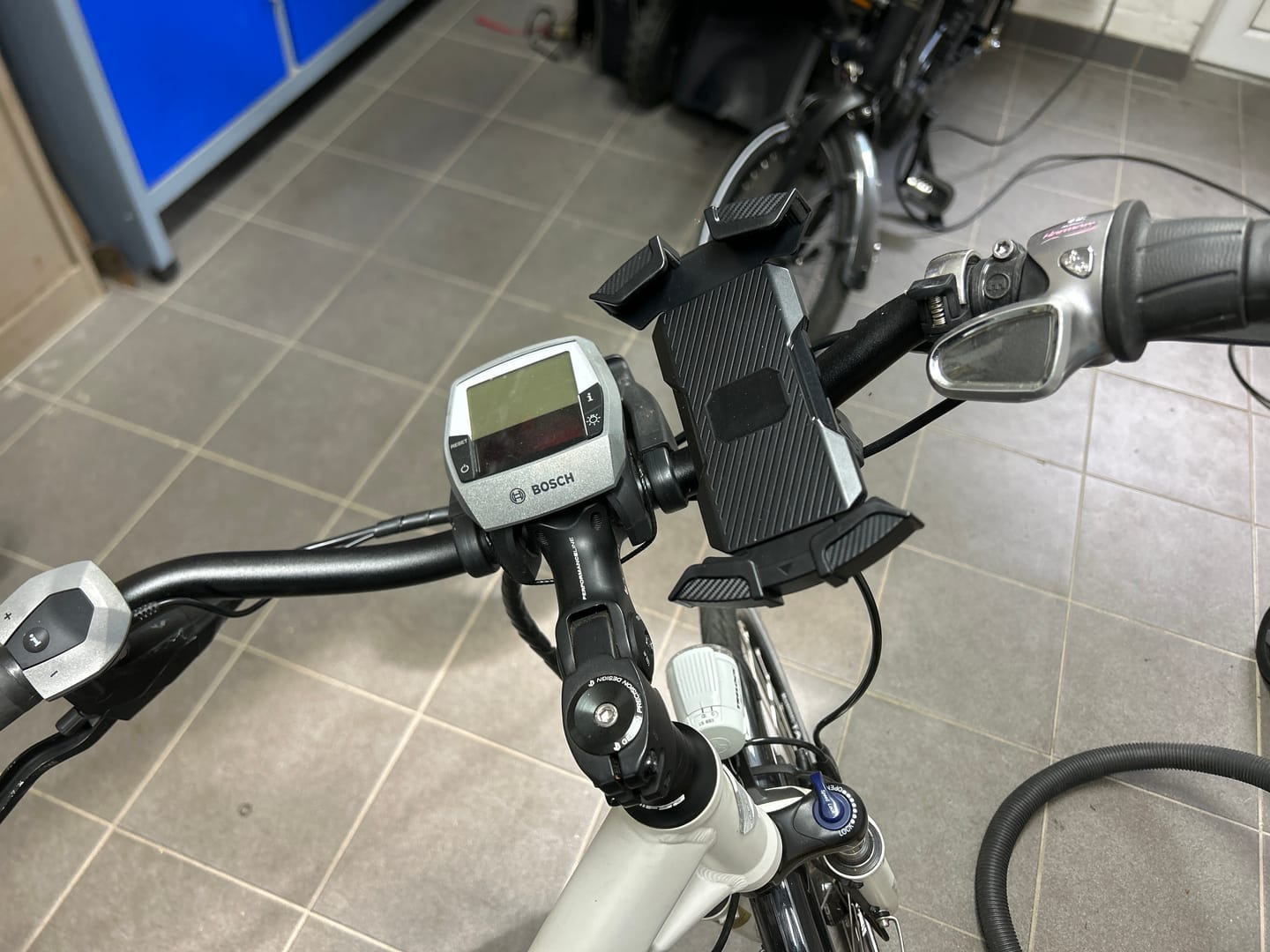 Customer photo review of Velogrip Fahrrad Handyhalterung