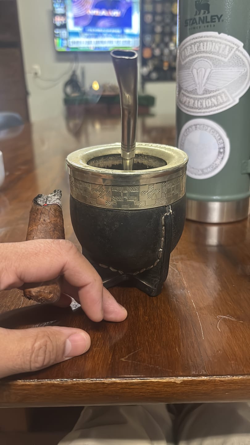 Customer photo review of Petit Robusto - Caja de 10 Unidades (NUEVO EDICION LIMITADA)