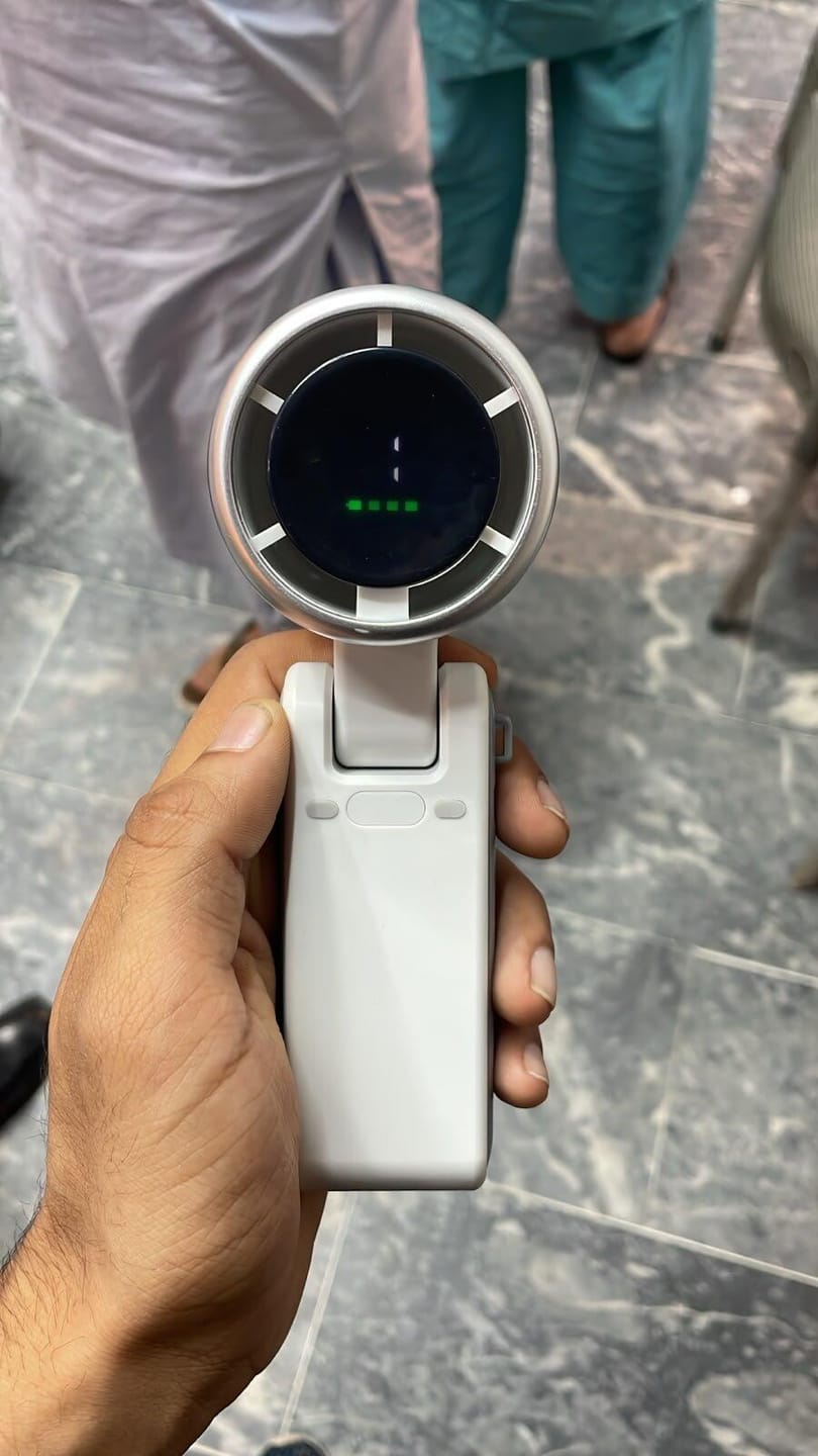 Customer photo review of Handheld Folding Turbo Fan with 5-Speed Adjustment