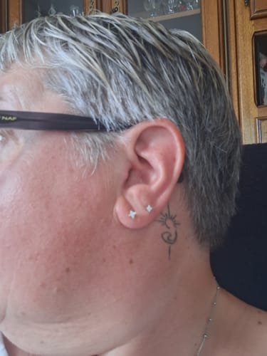Customer photo review of Pendientes Lucero