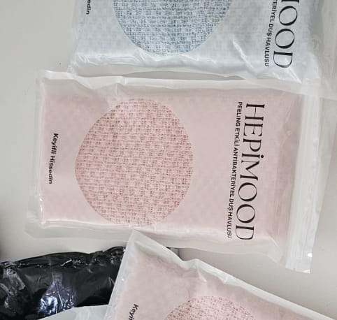 Customer photo review of HEPİMOOD PEELİNG ANTİBAKTERİYEL DUŞ HAVLUSU