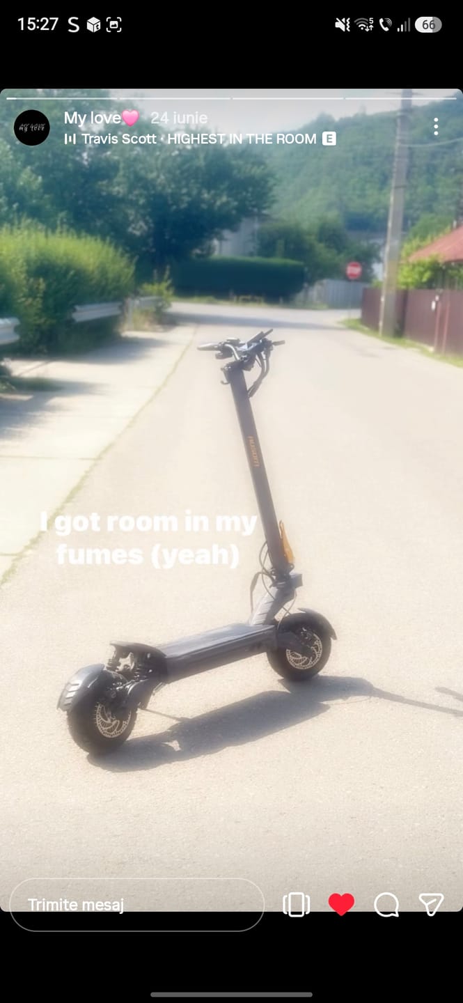 Customer photo review of Ausom F1 Max Electric Scooter