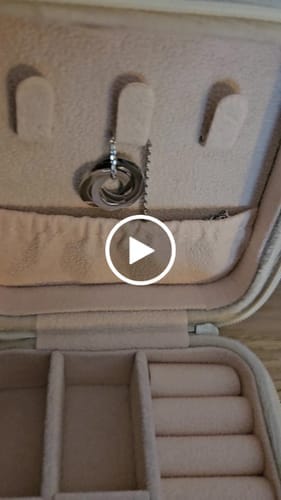 Customer photo review of Collar Amity - Personalizado