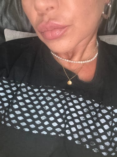 Customer photo review of Collar Concha Marina