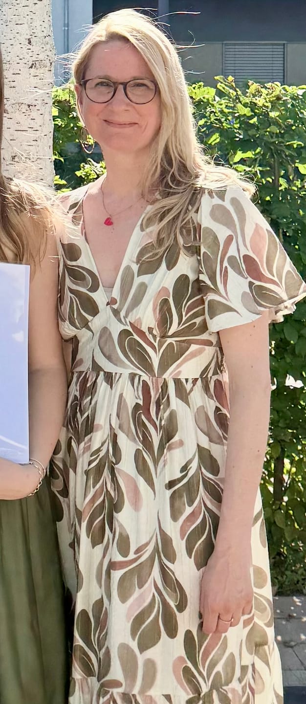 Customer photo review of "Summer Dress" schönes Kleid aus Vicose - creme/olive