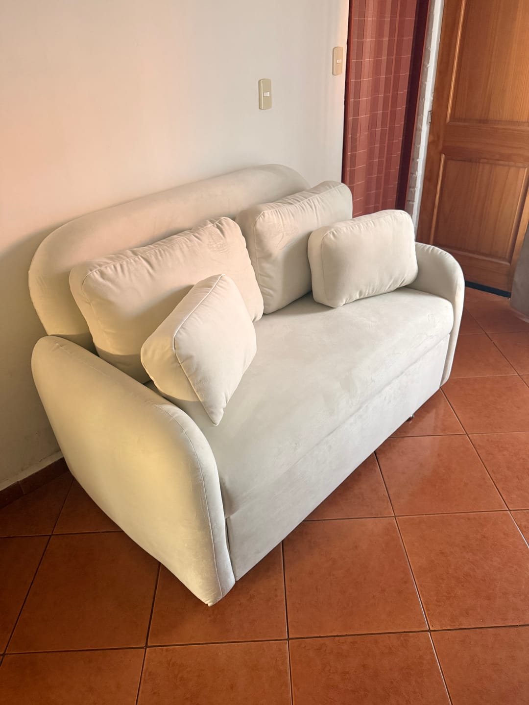 Customer photo review of Sofá cama Santorini