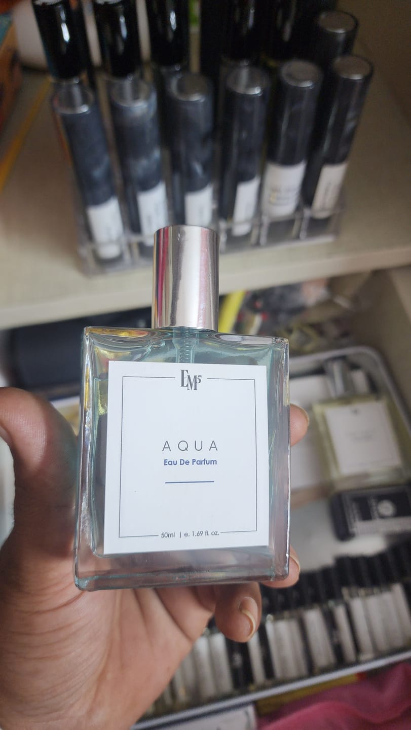 Customer photo review of Aqua | Eau De Parfum