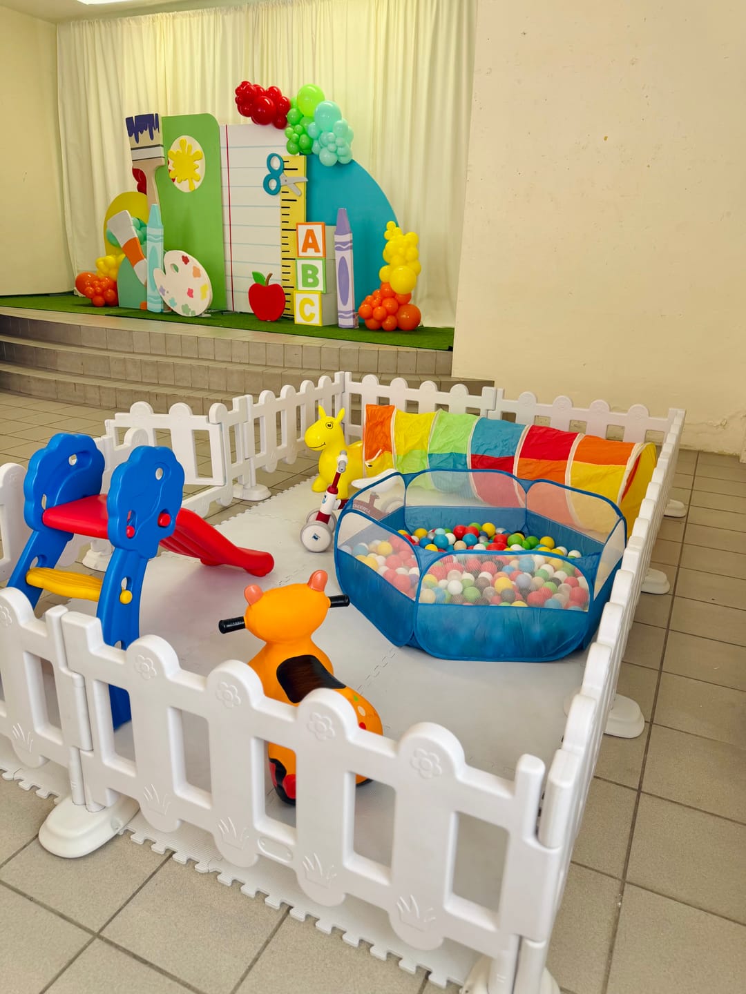 Customer photo review of Mini rainbow playground