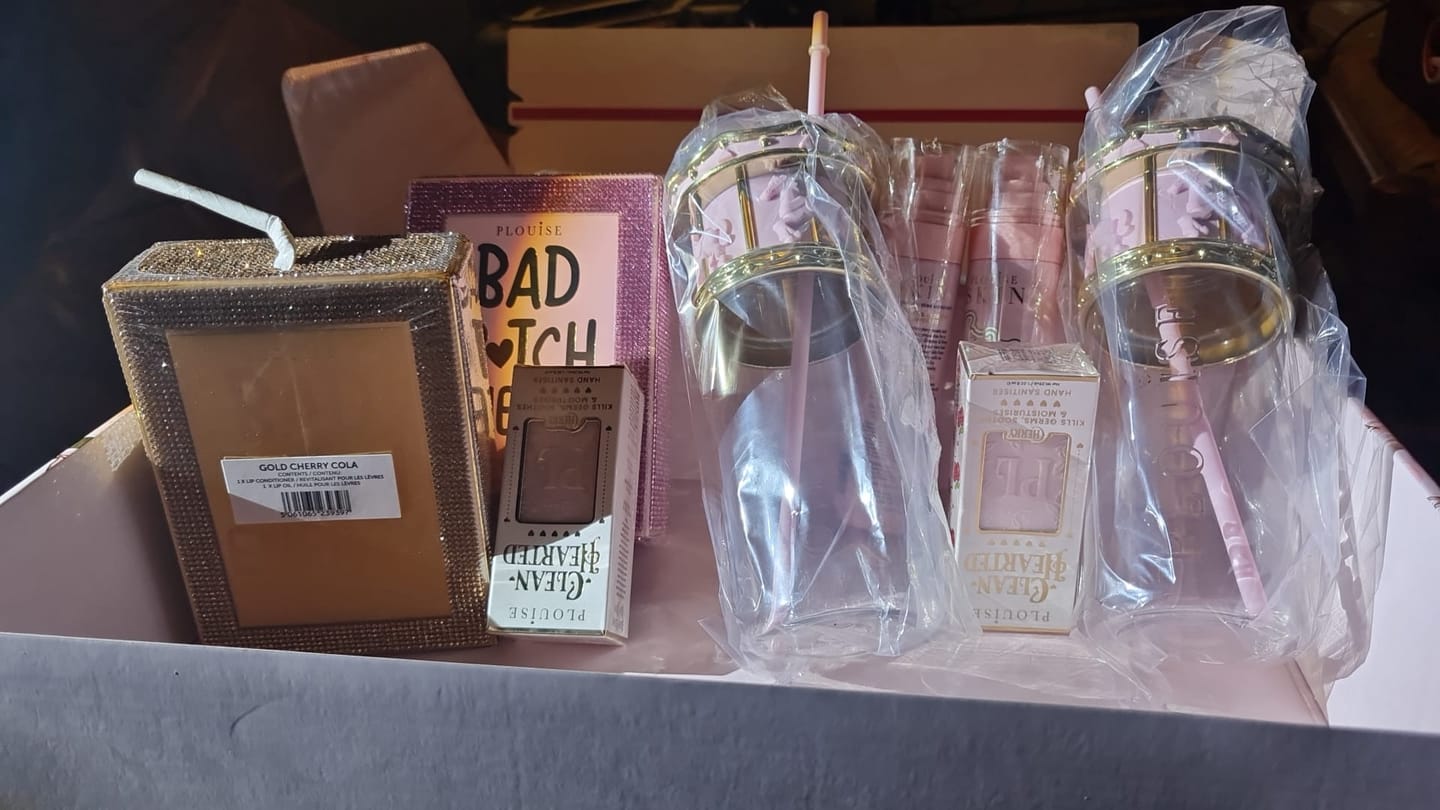 Kundebildeanmeldelse av Milkshake Cup Mystery Bundle