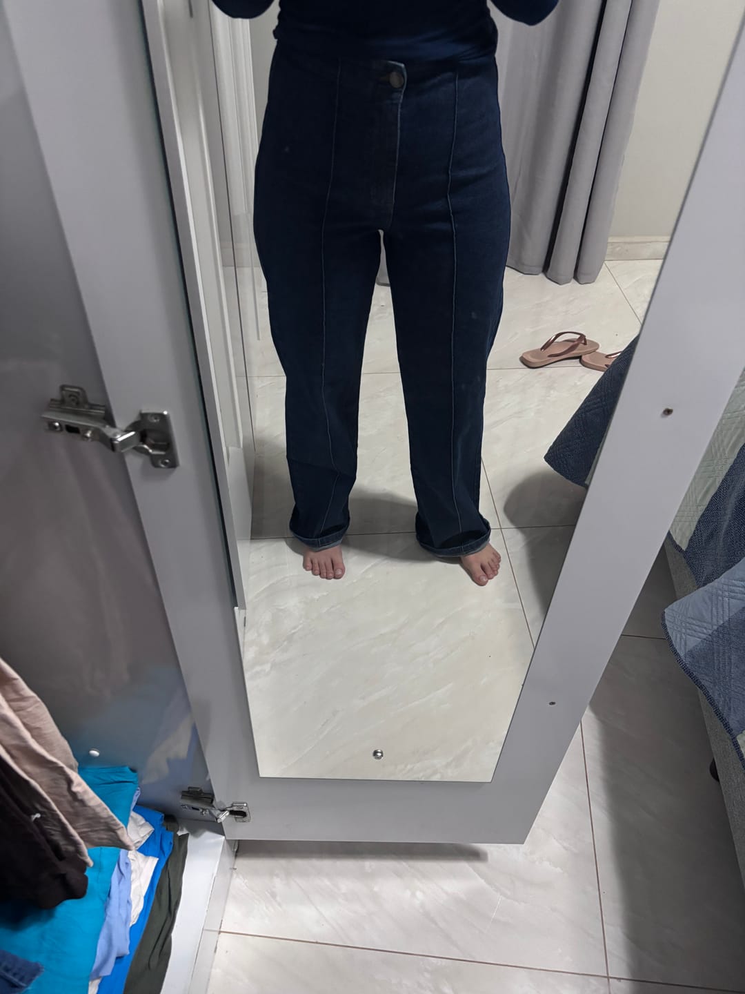 Customer photo review of Calça Jeans Reta Mandacaru Azul Escuro