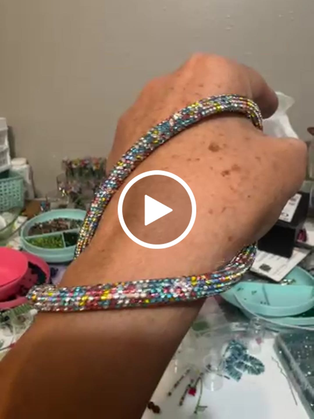 Customer video review of SPIRAL Strap -  Phone / Purse - Confetti