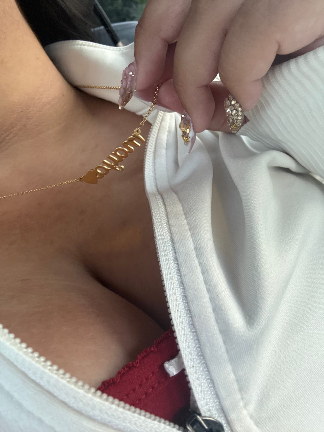 Customer photo review of Name Heart Necklace