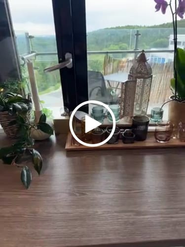 Kundeanmeldelse med video av Perlegrå kontaktplast