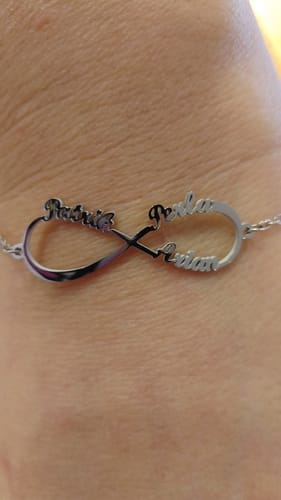Customer photo review of Pulsera Infinito - Personalizado