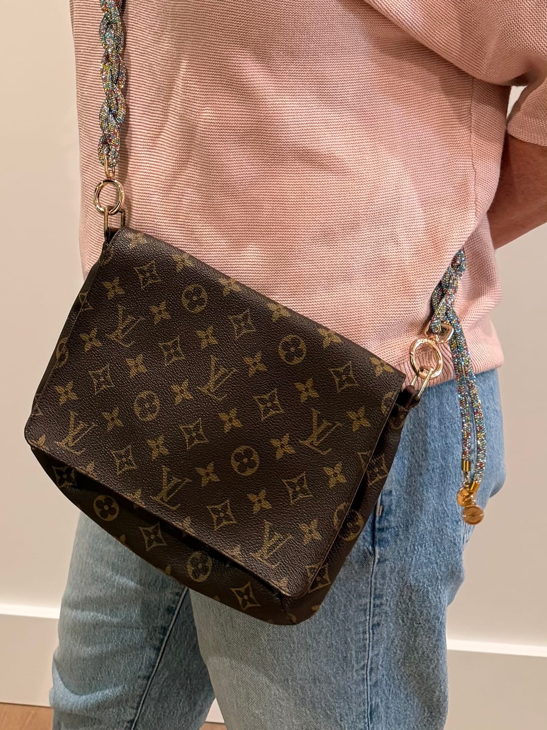 Customer photo review of CHAIN STRAP - Confetti