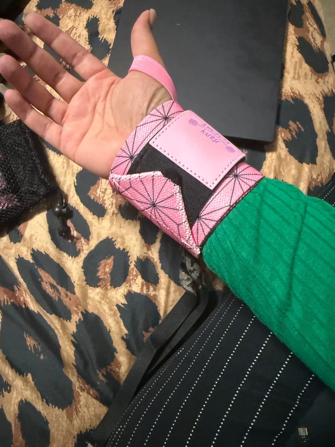 Customer photo review of Pink Pattern Wrist Wraps