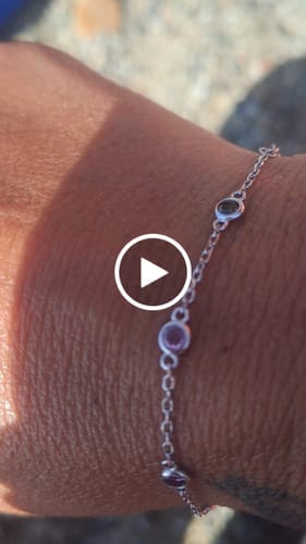 Customer photo review of Pulsera Multicolor