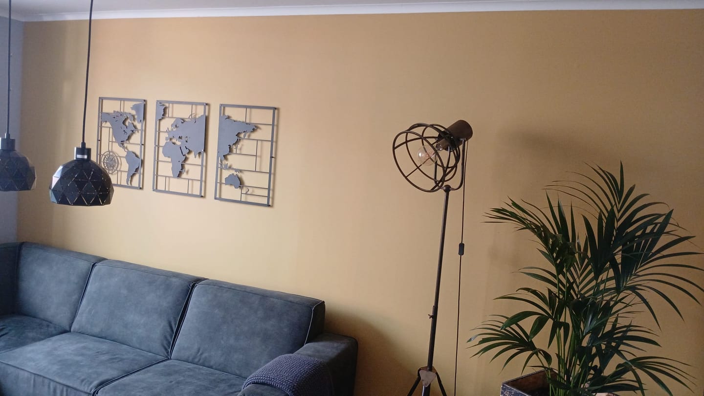 Customer photo review of Décoration Murale en Métal - Triptyque Carte du Monde (M4)