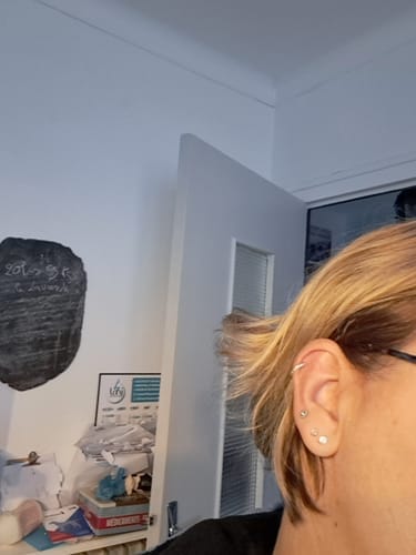 Customer photo review of Pendiente Ear Cuff - Glitter