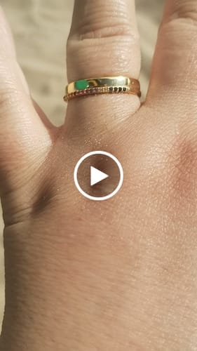 Customer photo review of Anillo Rainbow