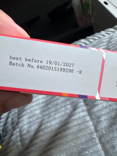 Close-up of the box for the SKE Crystal Bar vape showing the batch number and best before date.