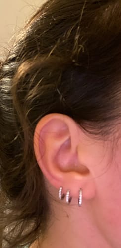 Customer photo review of Pendientes Triple Aros