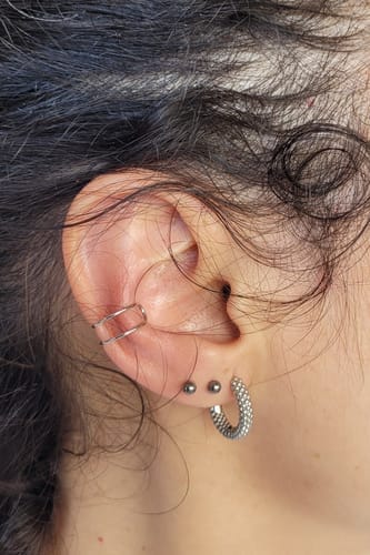 Customer photo review of Pendientes Aros Bolitas