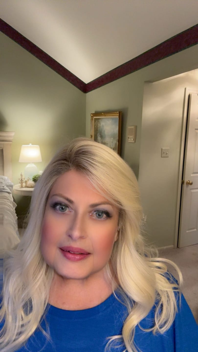 Customer photo review of MILLIONAIRE MINDSET - Swedish Blonde