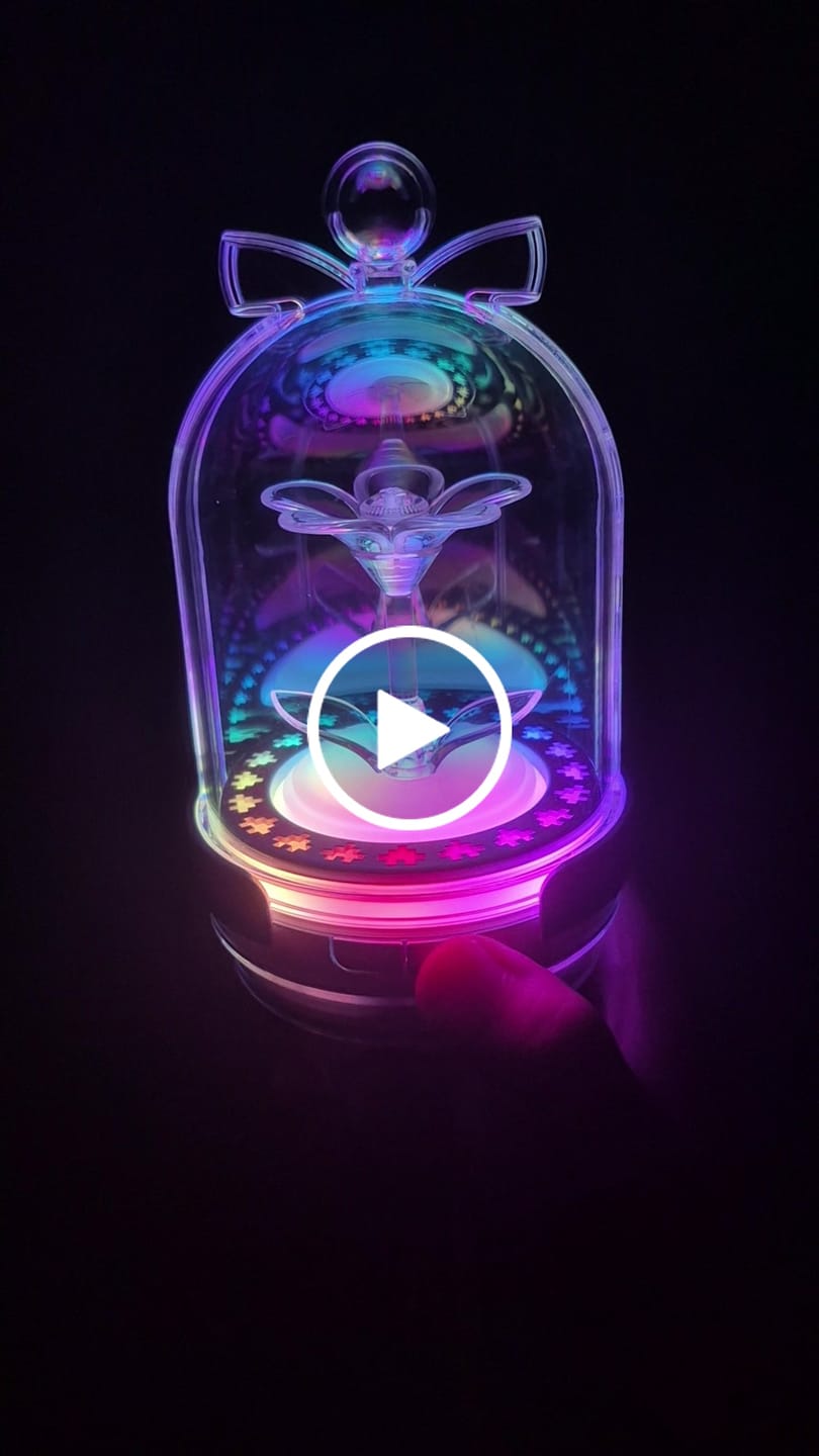 Customer video review of ILLIT Official Light Stick