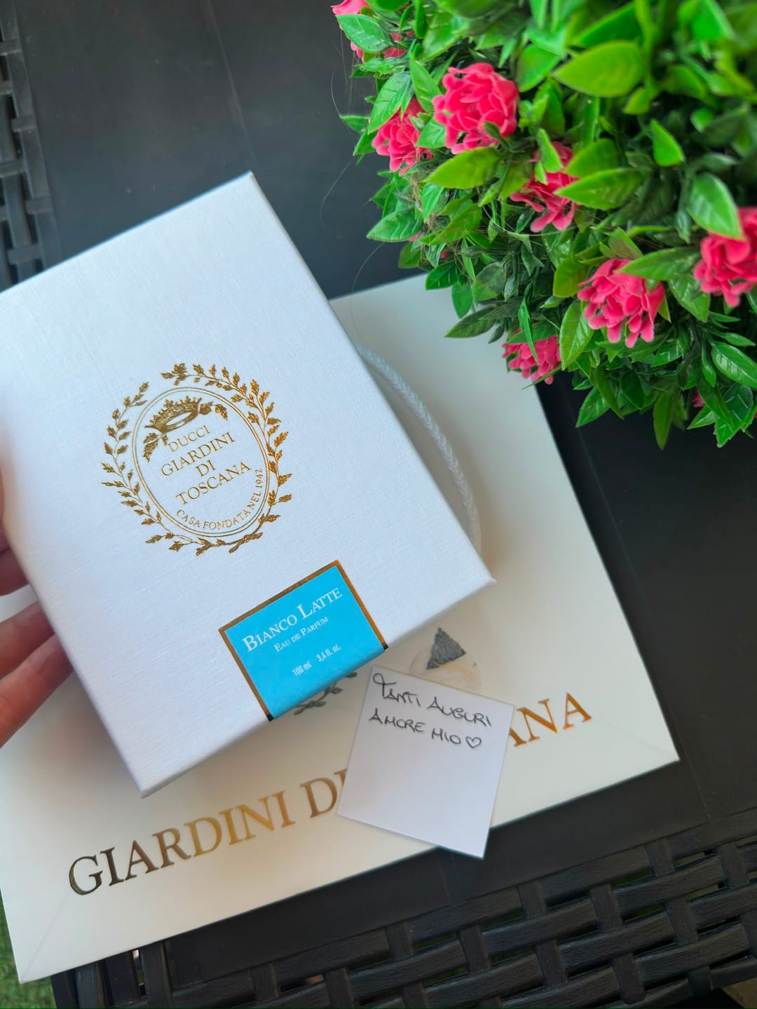 Customer photo review of GIARDINI DI TOSCANA - BIANCO LATTE